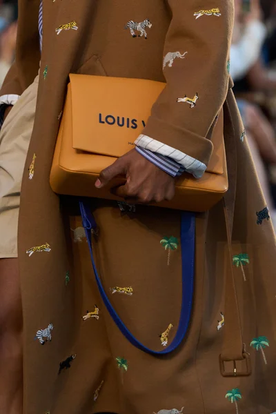 Look 108
